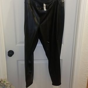 Faux leather leggings